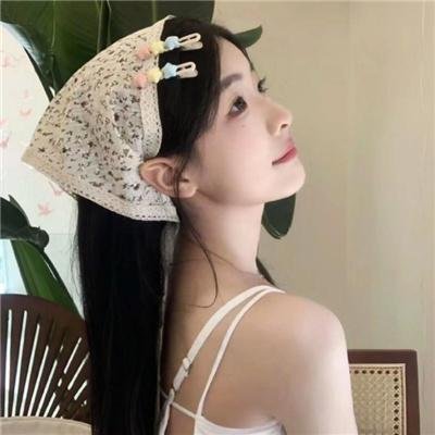 湖畔春晓